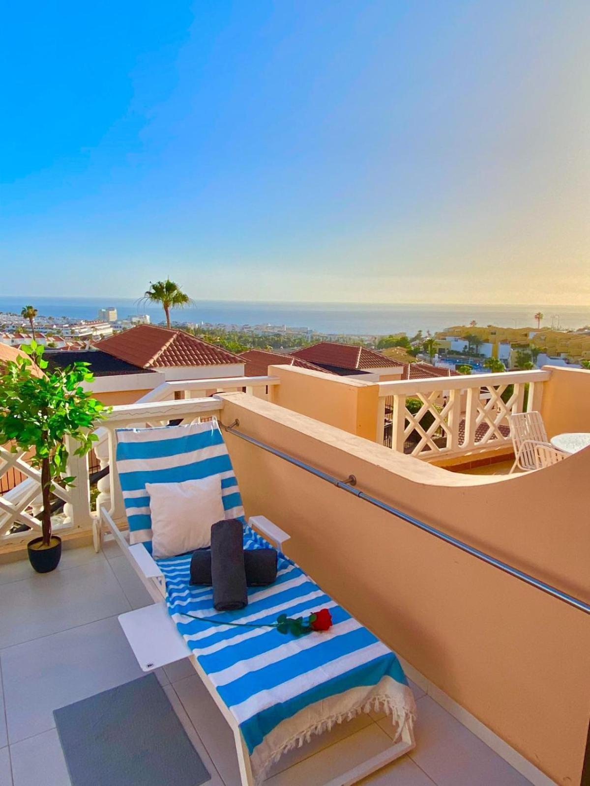 Passione Beautiful Apartment With Sea View 아데제 외부 사진